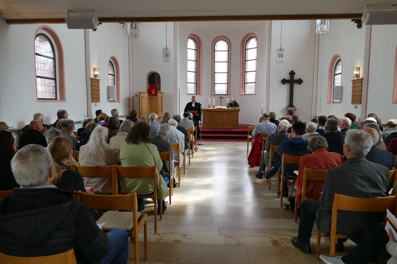 In der gut besuchten Evangelischen Kirche in Olpe predigte Andreas Chaikowski im Festgottesdienst, der anlässlich seiner Einführung gefeiert wurde.
